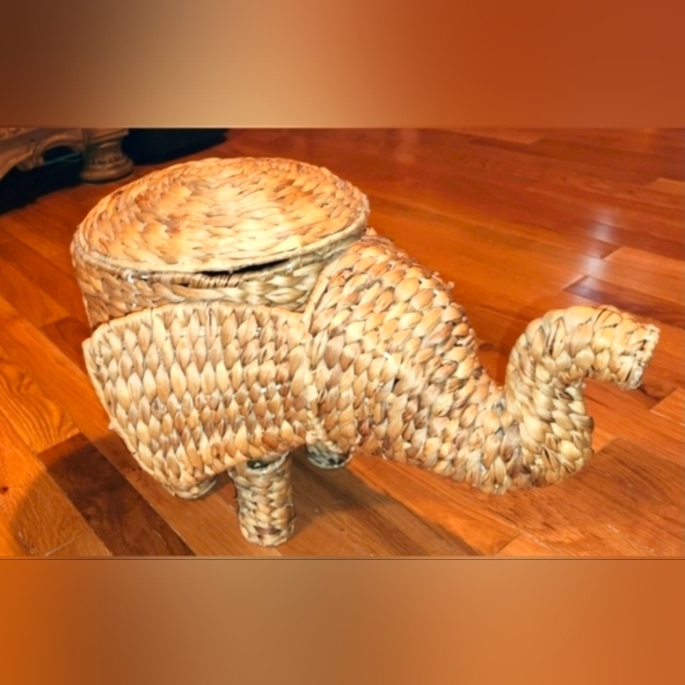 17" Large Opalhouse style Elephant basket with Attached Lid UNIQUE!!